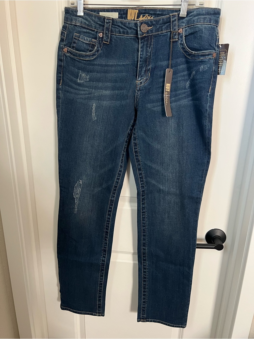 NWT Kut from the Kloth Sammie Distressed Dark Blue Straight Leg Jeans